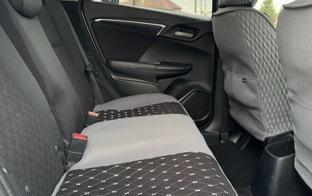 Honda Fit III, 2016 год, 1 050 000 рублей, 14 фотография