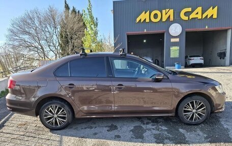 Volkswagen Jetta VI, 2017 год, 1 050 000 рублей, 2 фотография