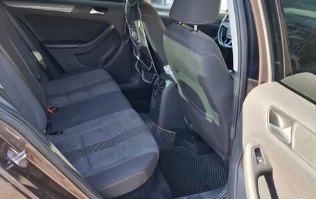 Volkswagen Jetta VI, 2017 год, 1 050 000 рублей, 11 фотография