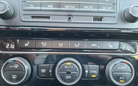 Volkswagen Jetta VI, 2017 год, 1 050 000 рублей, 13 фотография