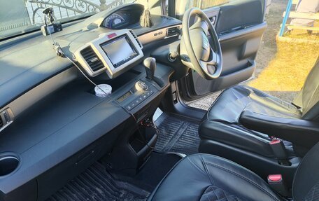 Honda Freed I, 2010 год, 950 000 рублей, 5 фотография