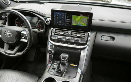 Toyota Land Cruiser, 2021 год, 11 200 000 рублей, 16 фотография