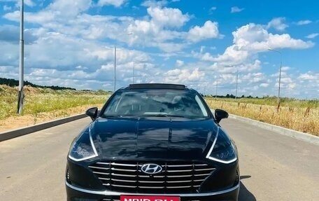 Hyundai Sonata VIII, 2022 год, 2 530 000 рублей, 1 фотография