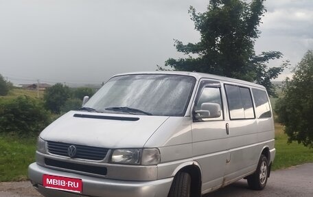 Volkswagen Caravelle T4, 2001 год, 990 000 рублей, 1 фотография