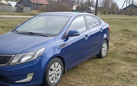 KIA Rio III рестайлинг, 2011 год, 700 000 рублей, 1 фотография