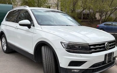 Volkswagen Tiguan II, 2019 год, 2 500 000 рублей, 1 фотография