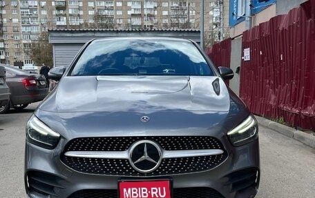 Mercedes-Benz B-Класс, 2019 год, 1 955 000 рублей, 1 фотография