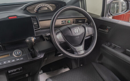 Honda Freed I, 2012 год, 1 199 000 рублей, 11 фотография