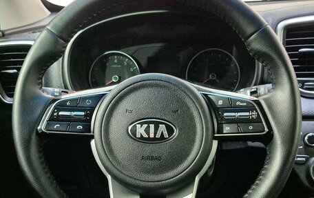 KIA Sportage IV рестайлинг, 2020 год, 2 200 000 рублей, 11 фотография