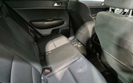 KIA Sportage IV рестайлинг, 2020 год, 2 200 000 рублей, 16 фотография