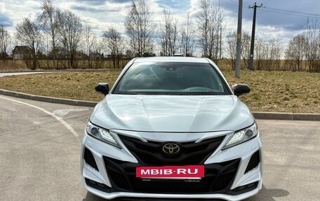 Toyota Camry, 2018 год, 2 899 000 рублей, 3 фотография