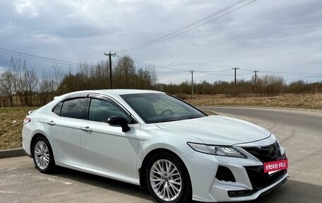 Toyota Camry, 2018 год, 2 899 000 рублей, 4 фотография