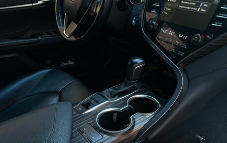 Toyota Camry, 2018 год, 2 899 000 рублей, 13 фотография