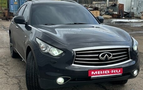 Infiniti QX70, 2014 год, 2 550 000 рублей, 4 фотография
