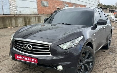 Infiniti QX70, 2014 год, 2 550 000 рублей, 3 фотография