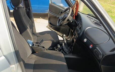Chevrolet Niva I рестайлинг, 2010 год, 300 000 рублей, 6 фотография