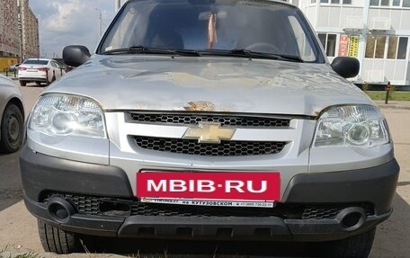 Chevrolet Niva I рестайлинг, 2010 год, 300 000 рублей, 2 фотография