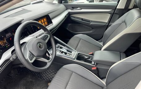 Volkswagen Golf VIII, 2022 год, 2 043 000 рублей, 11 фотография