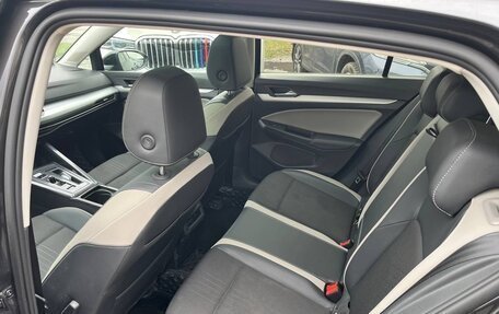 Volkswagen Golf VIII, 2022 год, 2 043 000 рублей, 12 фотография