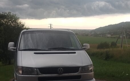 Volkswagen Caravelle T4, 2001 год, 990 000 рублей, 3 фотография