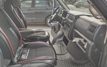 Volkswagen Caravelle T4, 2001 год, 990 000 рублей, 8 фотография