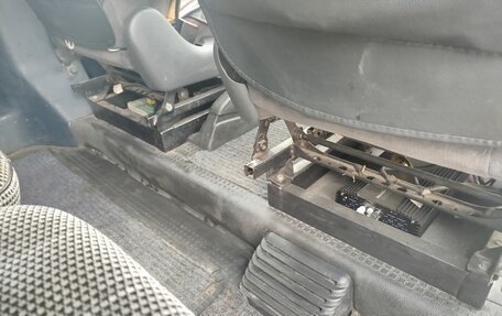 Volkswagen Caravelle T4, 2001 год, 990 000 рублей, 12 фотография