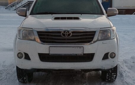 Toyota Hilux VII, 2012 год, 1 500 000 рублей, 2 фотография