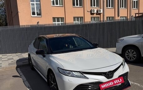 Toyota Camry, 2021 год, 3 150 000 рублей, 2 фотография