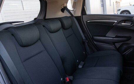 Honda Fit III, 2018 год, 1 260 000 рублей, 14 фотография