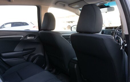 Honda Fit III, 2018 год, 1 260 000 рублей, 16 фотография