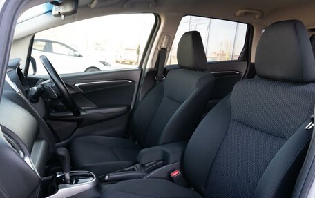 Honda Fit III, 2018 год, 1 260 000 рублей, 13 фотография