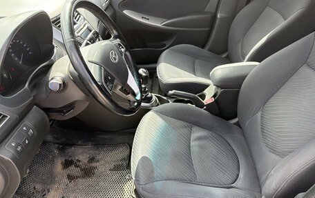 Hyundai Solaris II рестайлинг, 2016 год, 1 019 000 рублей, 6 фотография