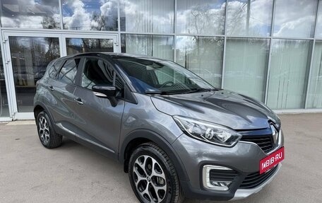 Renault Kaptur I рестайлинг, 2016 год, 1 335 000 рублей, 3 фотография