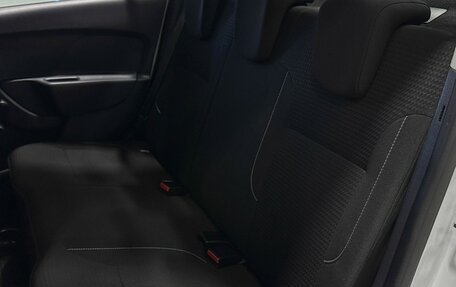 Renault Logan II, 2022 год, 1 097 000 рублей, 11 фотография