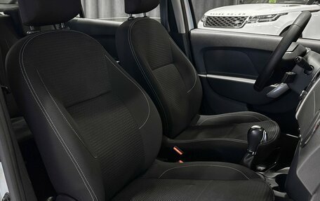 Renault Logan II, 2022 год, 1 097 000 рублей, 14 фотография