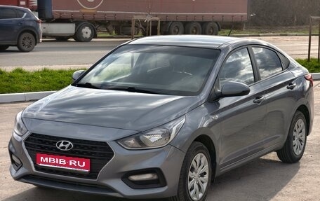 Hyundai Solaris II рестайлинг, 2019 год, 1 300 000 рублей, 1 фотография