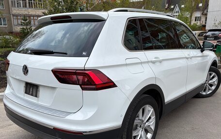 Volkswagen Tiguan II, 2019 год, 2 500 000 рублей, 4 фотография