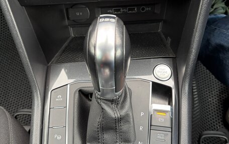 Volkswagen Tiguan II, 2019 год, 2 500 000 рублей, 22 фотография