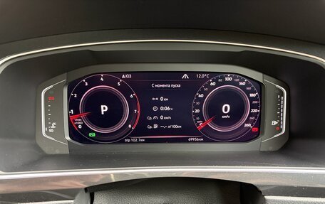 Volkswagen Tiguan II, 2019 год, 2 500 000 рублей, 25 фотография