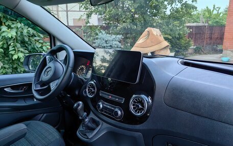 Mercedes-Benz Vito, 2016 год, 2 800 000 рублей, 4 фотография