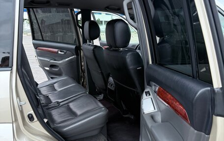 Toyota Land Cruiser Prado 120 рестайлинг, 2006 год, 2 300 000 рублей, 7 фотография