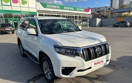 Toyota Land Cruiser Prado 150 рестайлинг 2, 2017 год, 4 500 000 рублей, 6 фотография