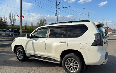 Toyota Land Cruiser Prado 150 рестайлинг 2, 2017 год, 4 500 000 рублей, 4 фотография