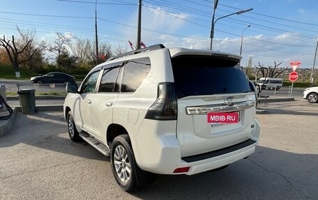 Toyota Land Cruiser Prado 150 рестайлинг 2, 2017 год, 4 500 000 рублей, 3 фотография