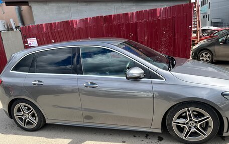 Mercedes-Benz B-Класс, 2019 год, 1 955 000 рублей, 2 фотография