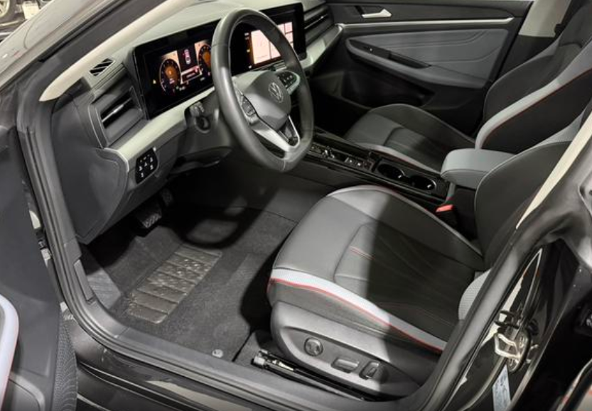 Volkswagen Lavida, 2023 год, 2 090 000 рублей, 4 фотография