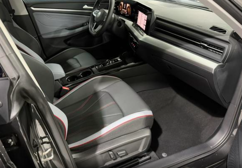 Volkswagen Lavida, 2023 год, 2 090 000 рублей, 10 фотография