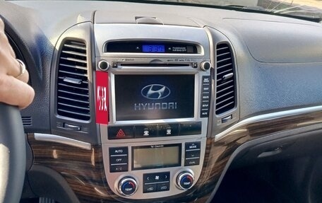 Hyundai Santa Fe III рестайлинг, 2011 год, 1 390 000 рублей, 17 фотография
