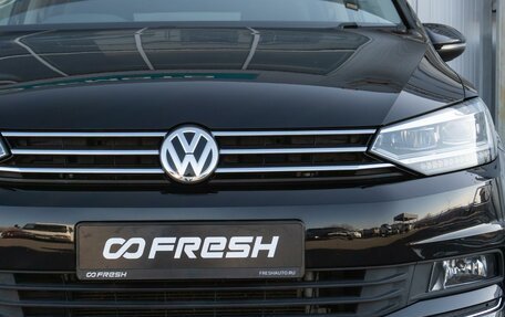 Volkswagen Touran III, 2015 год, 1 470 000 рублей, 6 фотография