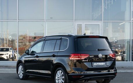 Volkswagen Touran III, 2015 год, 1 470 000 рублей, 2 фотография